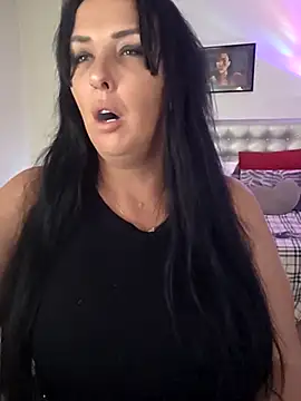 Snapshot of TiffanyRoxx chatting on 31, 10, 2025 TiffanyRoxx online show from 31, 10, 2025