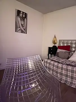 Snapshot of TiffanyRoxx chatting on 3, 11, 2025 TiffanyRoxx online show from 3, 11, 2025