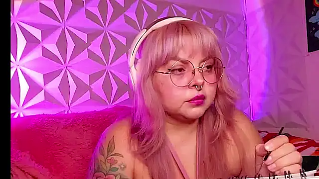 Satyn doll online show from 18, 1, 2026