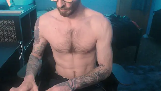 SexxxyLouis online show from 28, 2, 2025