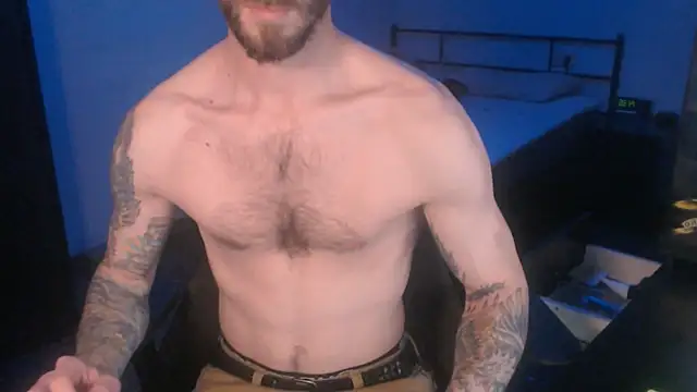 SexxxyLouis online show from 4, 3, 2025