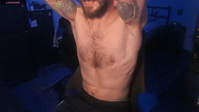 SexxxyLouis online show from 27, 9, 2025