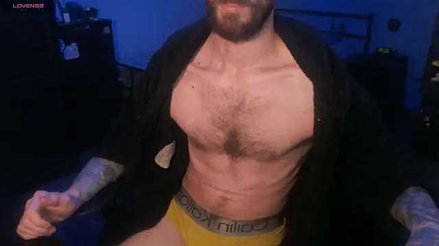 SexxxyLouis online show from 8, 10, 2025