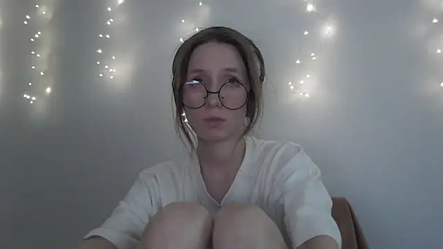  Hanna Moon  online show from 28, 11, 2025