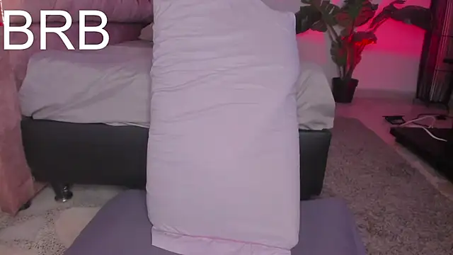 Secret chells online show from 15, 4, 2026