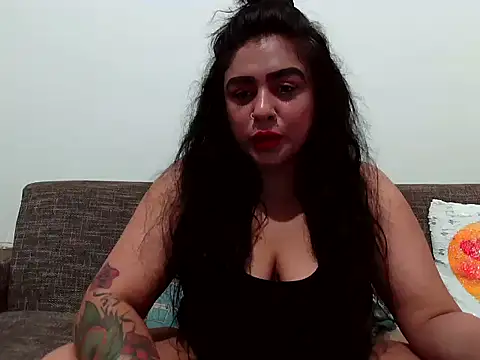 Snapshot of indianishkq7 chatting on 14, 10, 2025 indianishkq7 online show from 14, 10, 2025