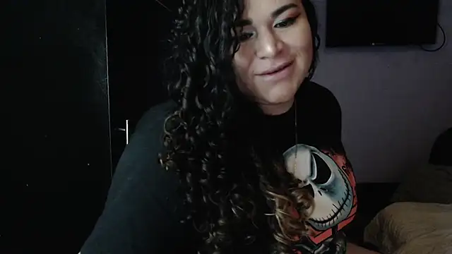 ANGELIQUE KLANE online show from 31, 1, 2025