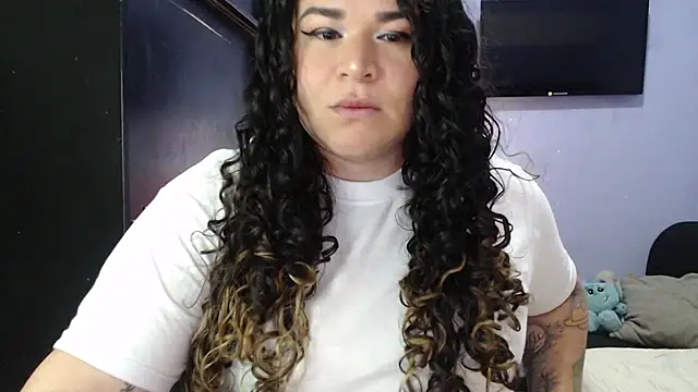 ANGELIQUE KLANE online show from 1, 3, 2025