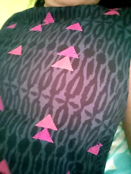 Snapshot of MumbaiMaskGirl chatting on 28, 2, 2025 MumbaiMaskGirl online show from 28, 2, 2025