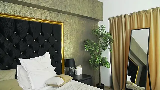 LisaCroft online show from 21, 2, 2025