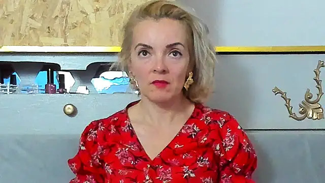 KateConner online show from 12, 11, 2025