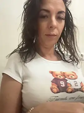 Snapshot of Almmaxxxx chatting on 19, 10, 2025 Almmaxxxx online show from 19, 10, 2025