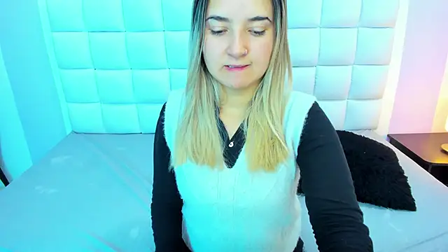 teresasroom  online show from 18, 2, 2025