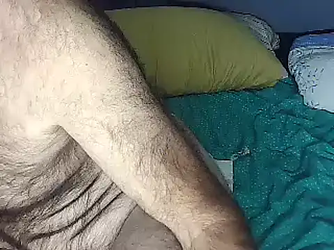 Snapshot of k-dong chatting on 8, 12, 2024 k-dong online show from 8, 12, 2024