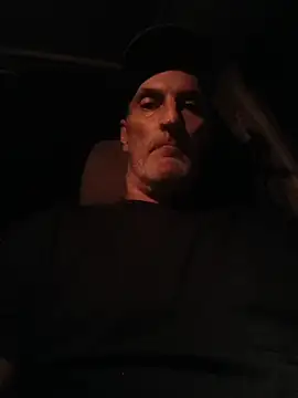 Snapshot of k-dong chatting on 1, 11, 2025 k-dong online show from 1, 11, 2025