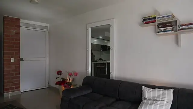  Vahos  online show from 4, 11, 2025