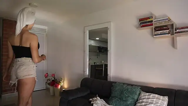  Vahos  online show from 25, 11, 2025