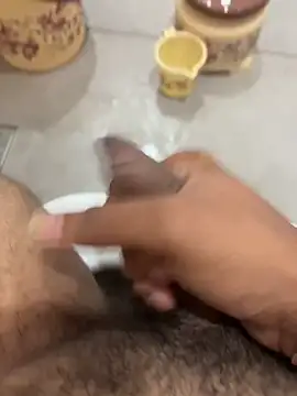 Snapshot of kkbhutaiya chatting on 4, 11, 2025 kkbhutaiya online show from 4, 11, 2025