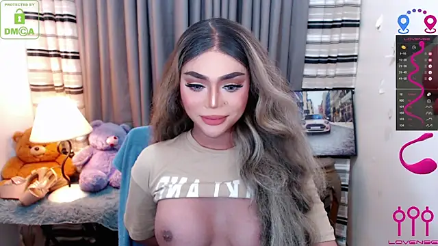 Snapshot of Fantacyoflove chatting on 17, 11, 2025 Fantacyoflove online show from 17, 11, 2025