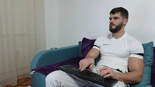 MauroTwin online show from 18, 12, 2024