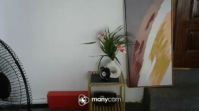 Snapshot of missytrig chatting on 21, 2, 2025 missytrig online show from 21, 2, 2025