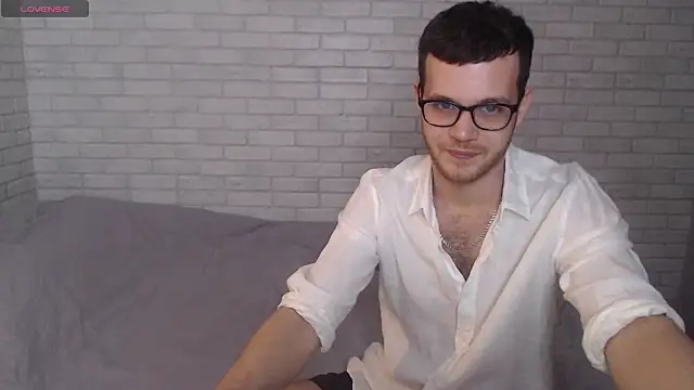 Alexxx horny online show from 5, 1, 2025