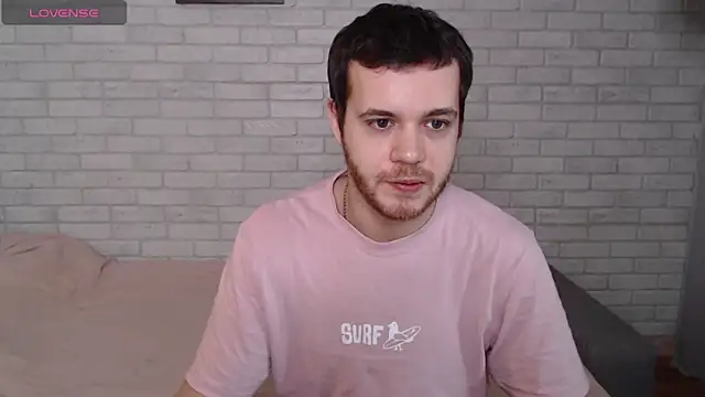 Snapshot of Alexxx_horny chatting on 3, 3, 2026 Alexxx horny online show from 3, 3, 2026