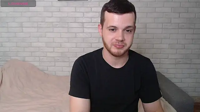 Snapshot of Alexxx_horny chatting on 9, 8, 2026 Alexxx horny online show from 9, 8, 2026