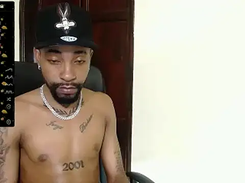 Snapshot of kilian_xx chatting on 2, 3, 2025 kilian xx online show from 2, 3, 2025