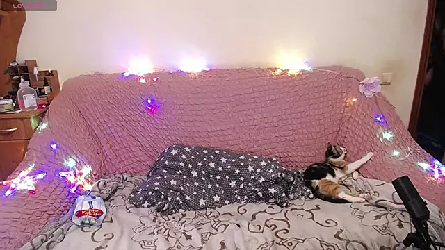 Snapshot of Wings_of_A_Butterfly chatting on 12, 1, 2025 Wings of A Butterfly online show from 12, 1, 2025