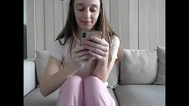 ShySchoolGirl online show from 5, 3, 2025