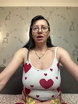 Amberhotqueen online show from 31, 5, 2026