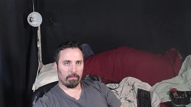 Snapshot of Metalstud chatting on 16, 10, 2025 Metalstud online show from 16, 10, 2025
