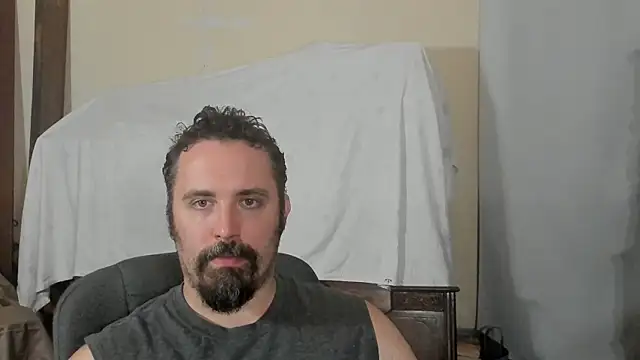 Snapshot of Metalstud chatting on 13, 6, 2026 Metalstud online show from 13, 6, 2026
