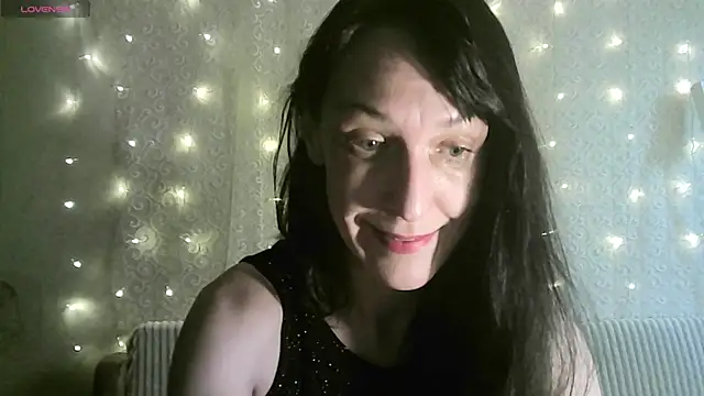 Snapshot of MarieODahliaS chatting on 2, 10, 2025 MarieODahliaS online show from 2, 10, 2025
