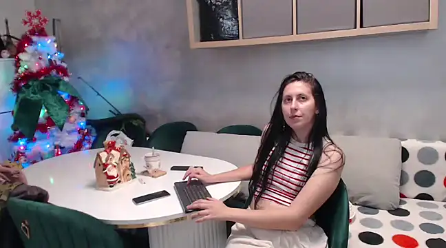 lolyforyou online show from 10, 12, 2024