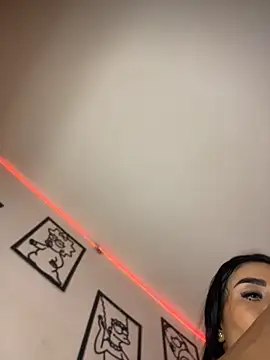 Emma Brown 12 online show from 10, 7, 2026