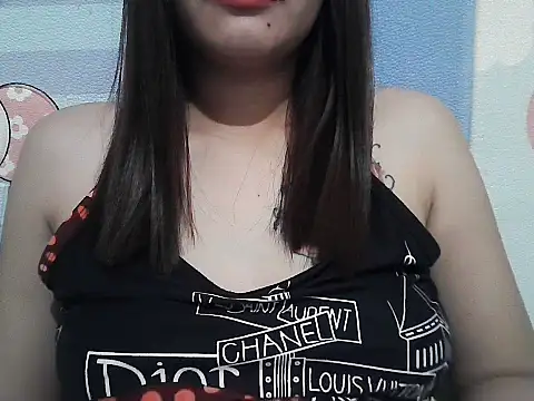 Snapshot of leamorena chatting on 11, 3, 2025 leamorena online show from 11, 3, 2025