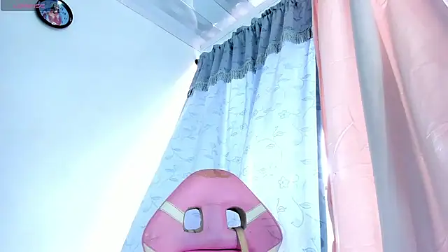 briitany hot online show from 8, 10, 2025