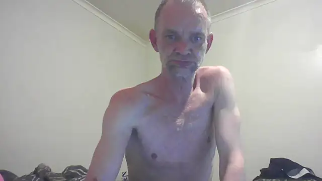 Snapshot of TooFknHorny1 chatting on 8, 10, 2025 TooFknHorny1 online show from 8, 10, 2025