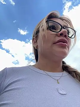 DIANITA 1988 online show from 22, 1, 2025