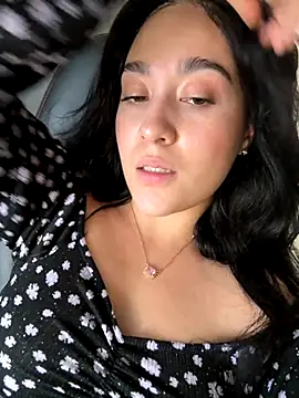 Nina lovi online show from 2, 12, 2025