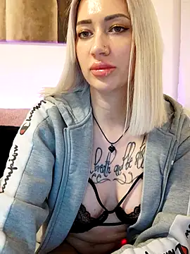 Snapshot of Fuck-Gina chatting on 5, 2, 2026 Fuck-Gina online show from 5, 2, 2026