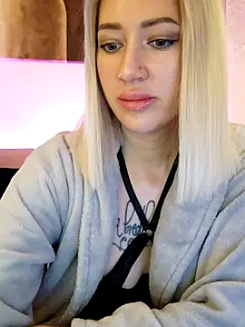 Snapshot of Fuck-Gina chatting on 7, 2, 2026 Fuck-Gina online show from 7, 2, 2026