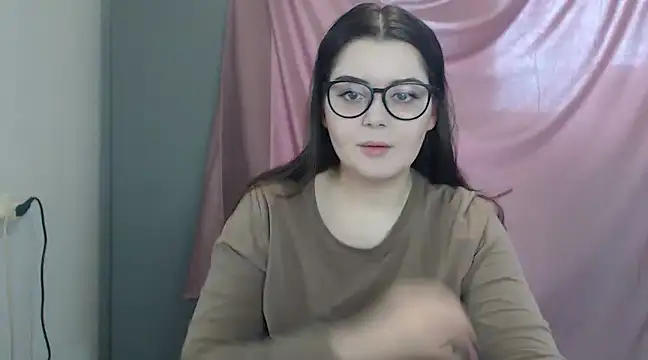 ohhhMie online show from 15, 2, 2025