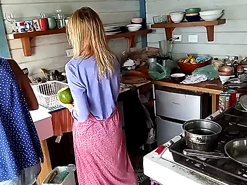 Luna-Natural online show from 10, 1, 2025