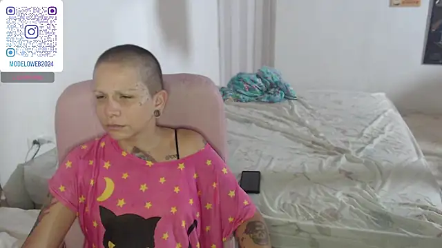 moon cat85 online show from 6, 2, 2025