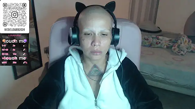 moon cat85 online show from 8, 3, 2025