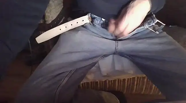 Snapshot of Hunzi123 chatting on 20, 2, 2025 Hunzi123 online show from 20, 2, 2025