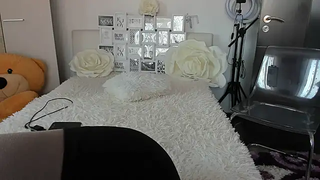 sweetemy4u online show from 24, 11, 2025